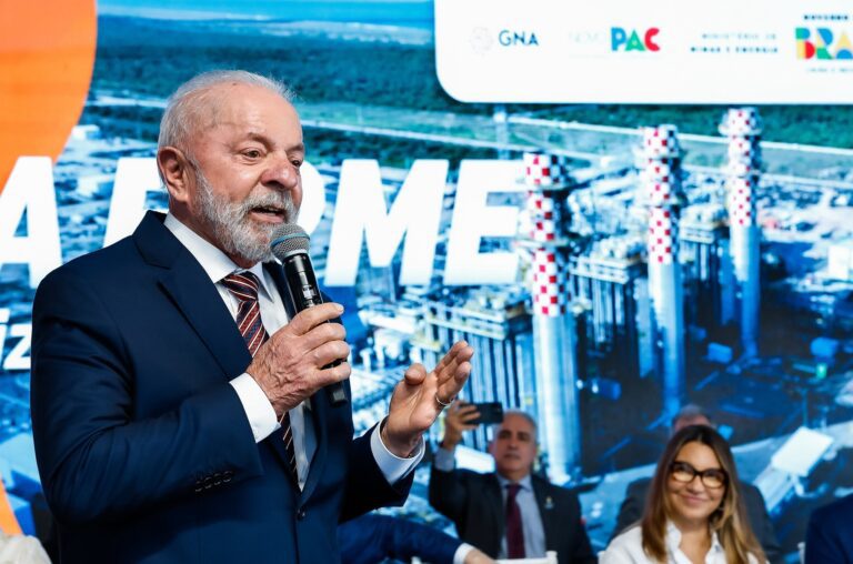 Tarifaço: Lula diz esperar que Trump aja como no mundo 'civilizado' - Noticiário 24H