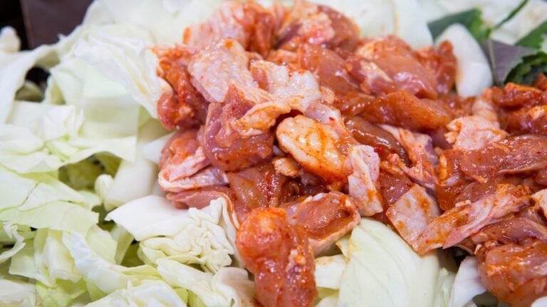 Proteínas ilegais são confiscadas em evento de “carnes exóticas” - Noticiário 24H