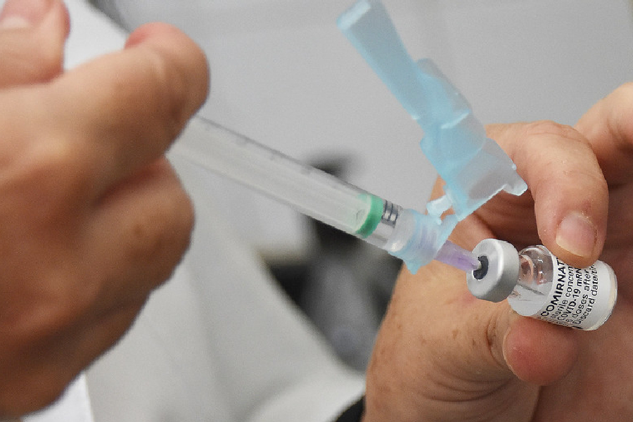 ‘É um atraso para o planeta’, diz infectologista sobre corte milionário dos EUA em vacinas - Noticiário 24H